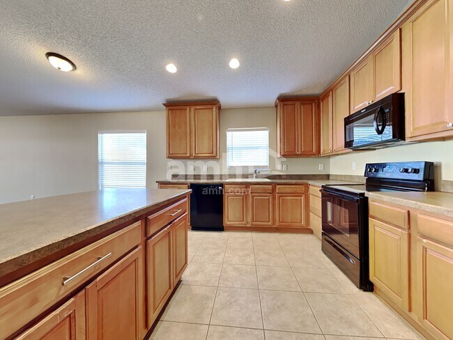 Building Photo - 2878 Spoonbill Trl