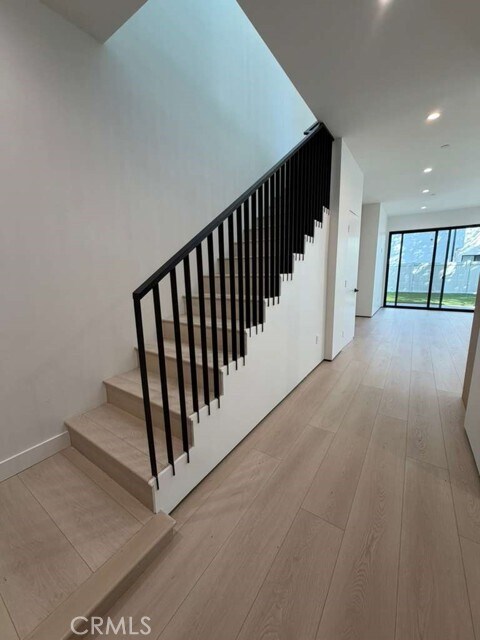 Building Photo - 5902 Donna Ave