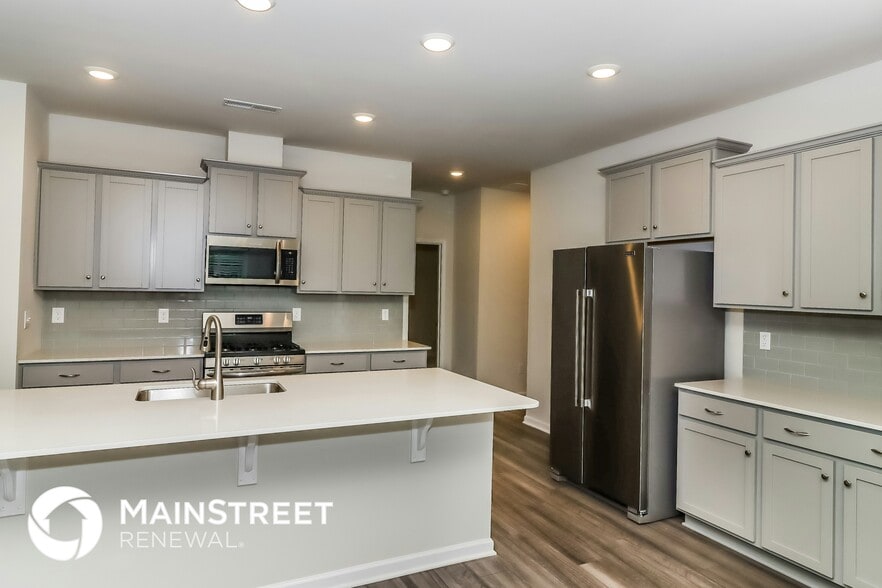 Building Photo - 140 White Apple Wy