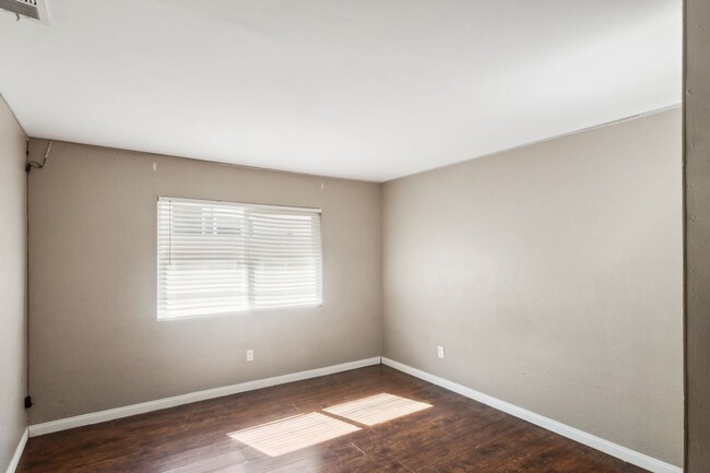 Building Photo - 53385 Eisenhower Dr