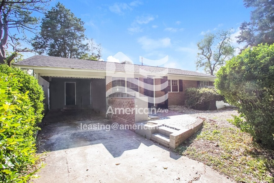 Building Photo - 4633 Corbett St