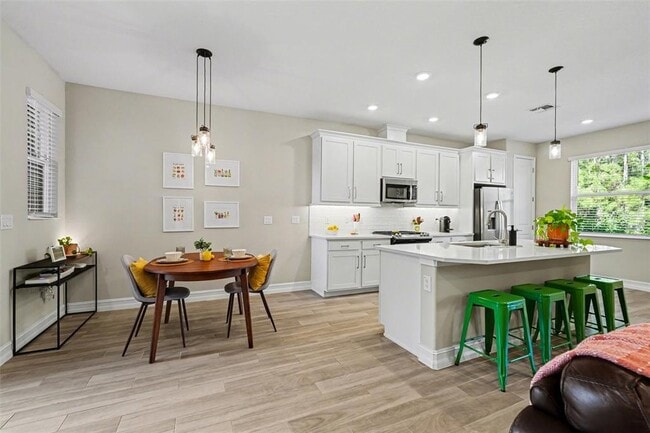 Building Photo - 5054 San Martino Dr