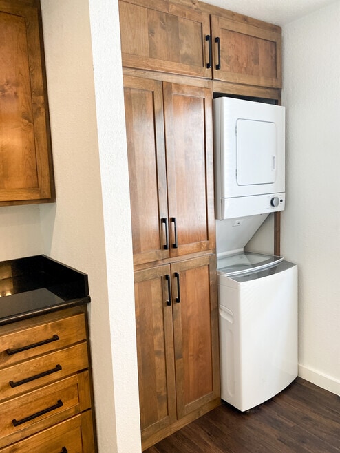 Laundry Area - 719 SW 4th St