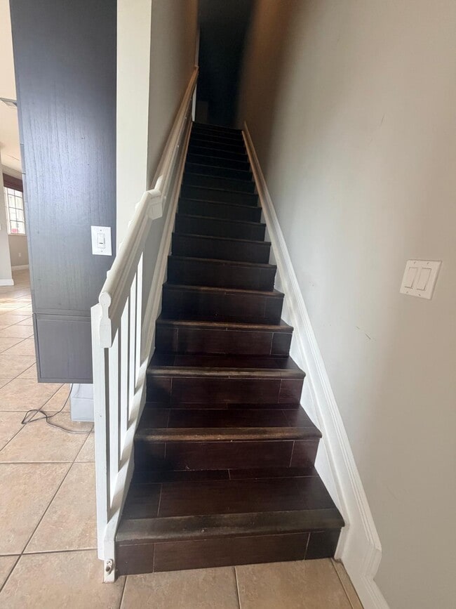 Building Photo - 7644 Foxcroft Ln