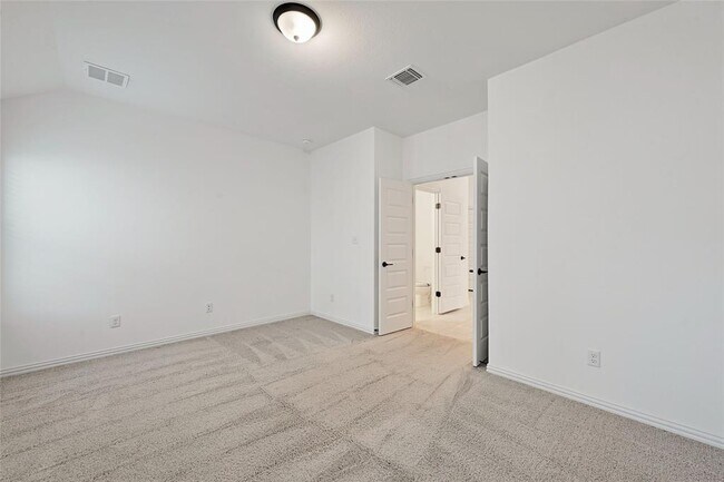 Building Photo - 160 Fawn Riv Run