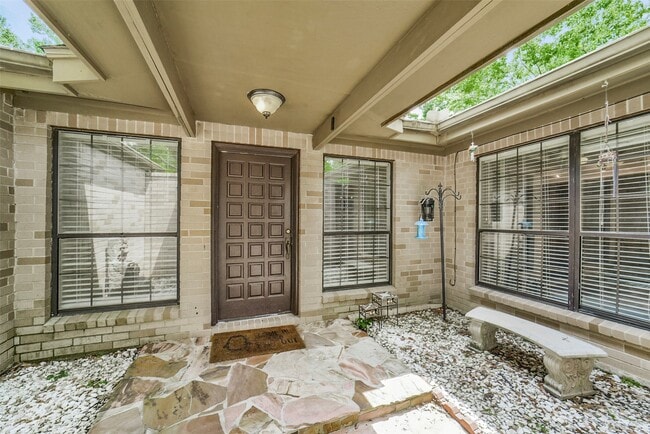 Building Photo - 5147 Beechnut St
