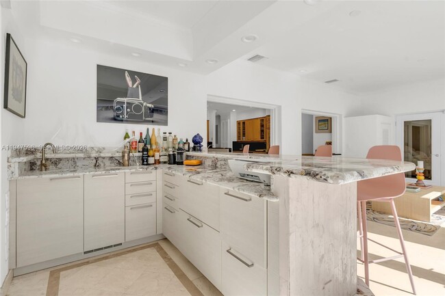 Building Photo - 5794 SW 76th Terrace