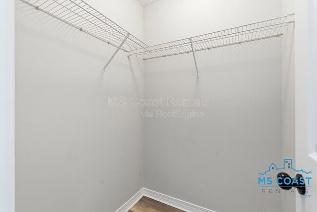 Building Photo - 11136 Windsor Hill Dr