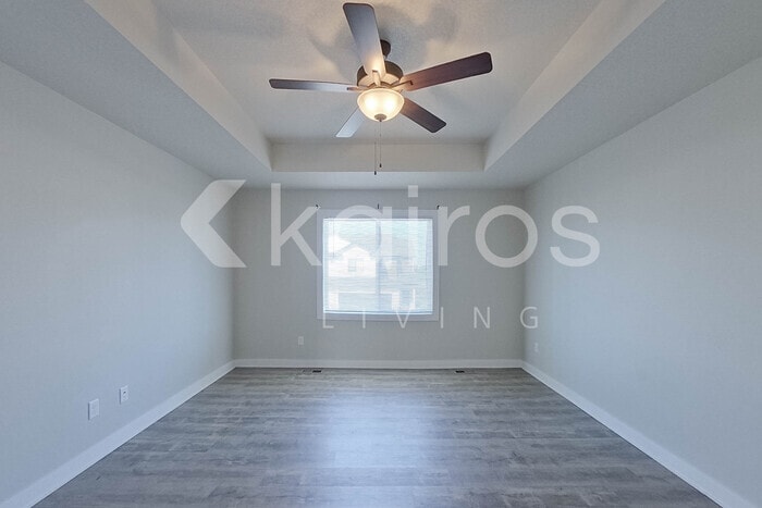 Building Photo - 6925 Holly Ct