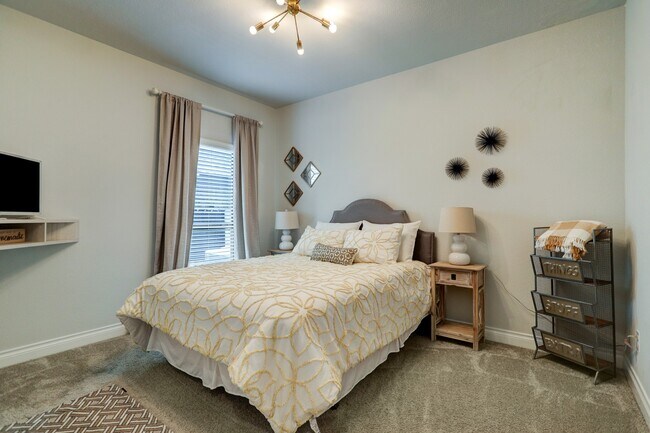 Building Photo - 6206 Glenwick Park Rd