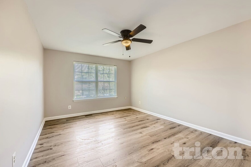 Building Photo - 3806 Longley Rd