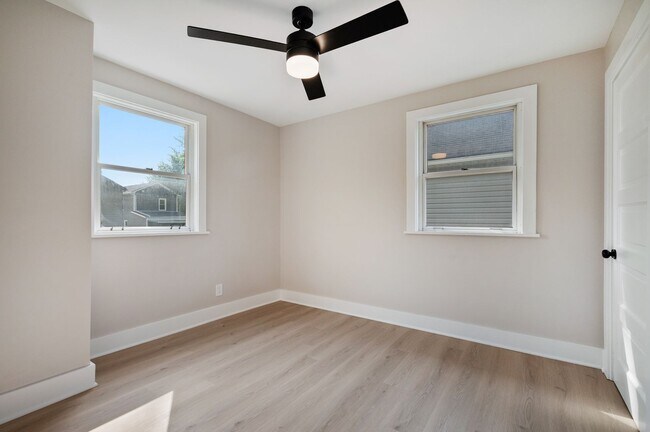 Building Photo - Stunning 3 bedroom home in Ambridge availa...