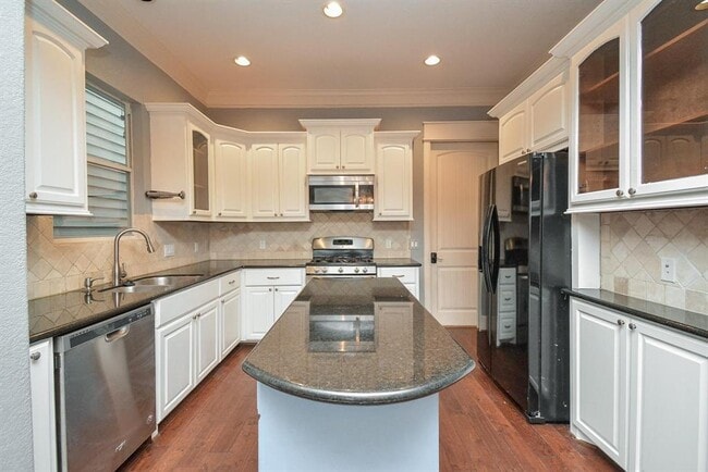 Building Photo - 1205 Aurora St