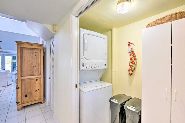 Building Photo - 45 Mutiny Pl
