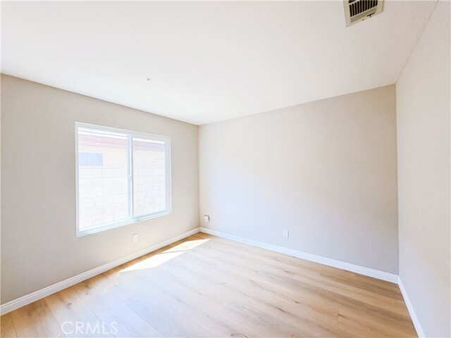 Building Photo - 15965 Peach Tree Ln