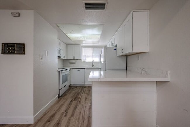 Building Photo - Amazing 3beds/2baths Townhome in Tempe!