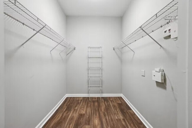 Building Photo - Your New High-End Retreat – Enjoy 1 Month ...