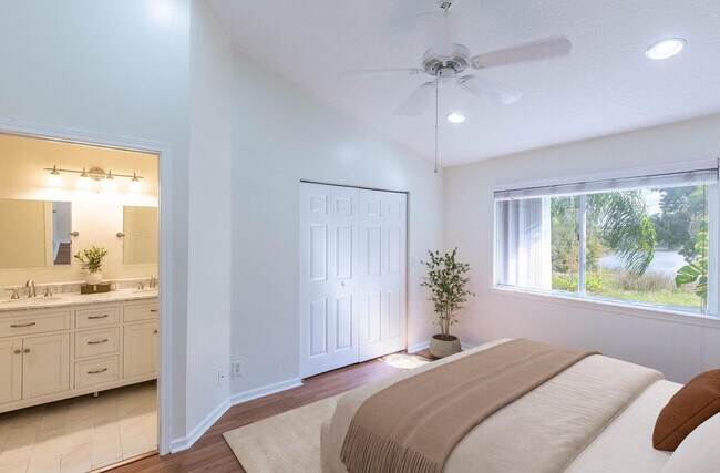 Building Photo - 6916 Crooked Fence Dr