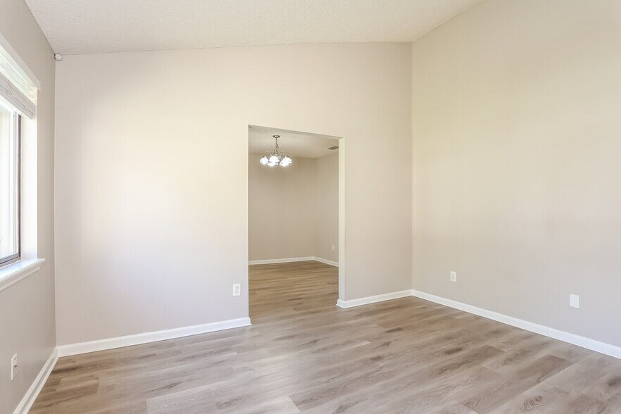 Building Photo - 4420 Palmetto Inlet W