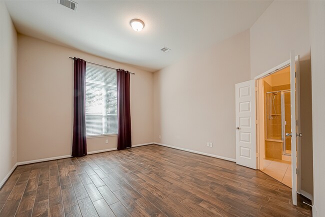 Building Photo - 22019 Flashing Ridge Dr