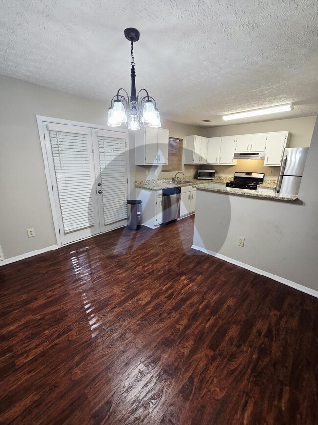 Building Photo - 3563 Kennesaw Station Dr