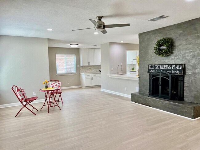 Building Photo - 1026 Park Meadow Dr