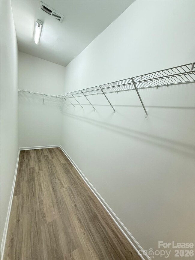 Building Photo - 5656 Tipperlinn Way