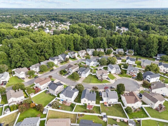 Building Photo - 3506 Kelso Ct