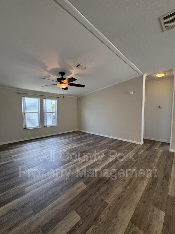 Building Photo - 106 Reineke Rd