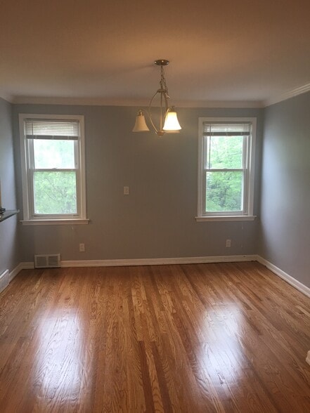DINING ROOM - 308 Comly Ave