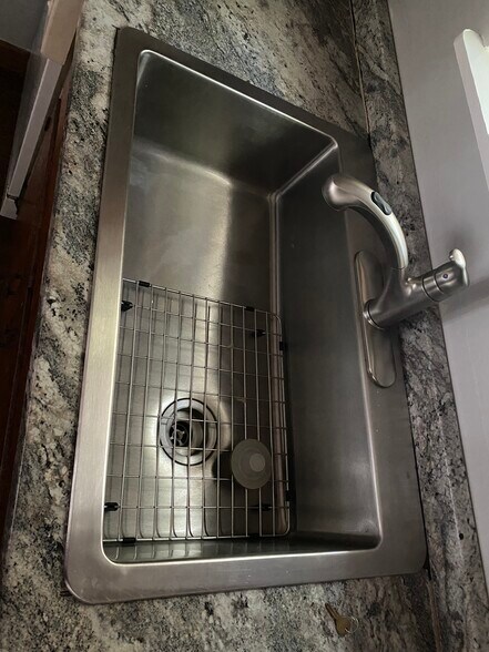 Building Photo - 1858 Nekoma Ct