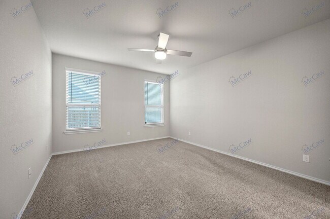 Building Photo - 2327 Sheppards Ln