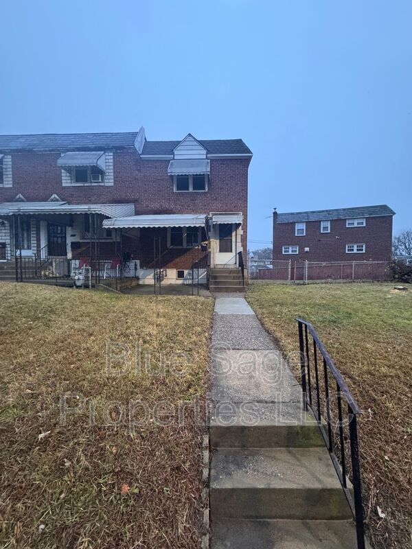 Primary Photo - 575 S 4th St