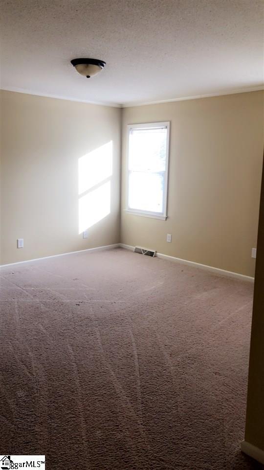 Building Photo - 610 Summer Woods Dr