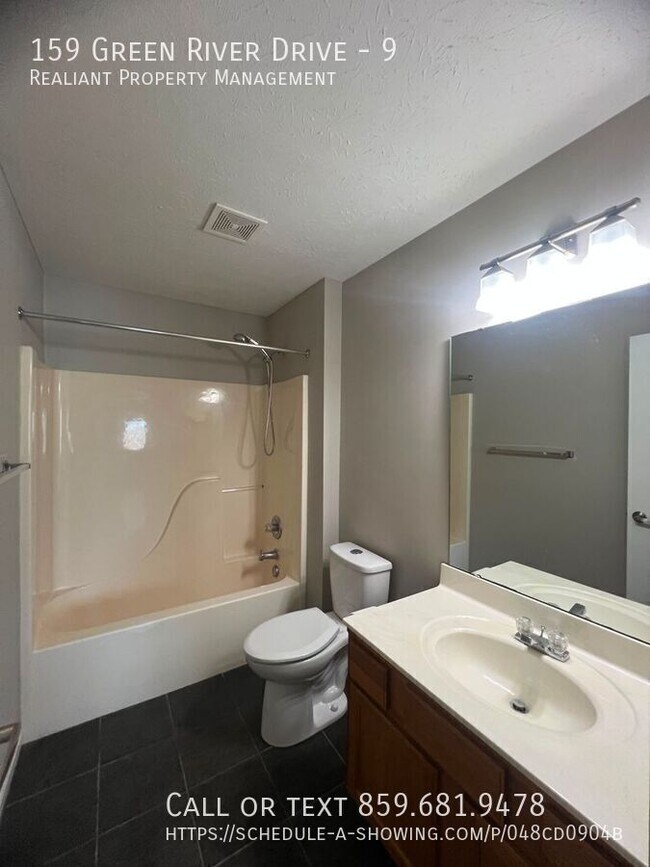 Building Photo - 159 Green River Dr