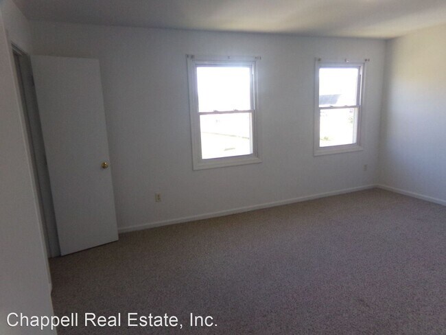 Building Photo - 2 br, 1.5 bath House - 6577 Commons Drive