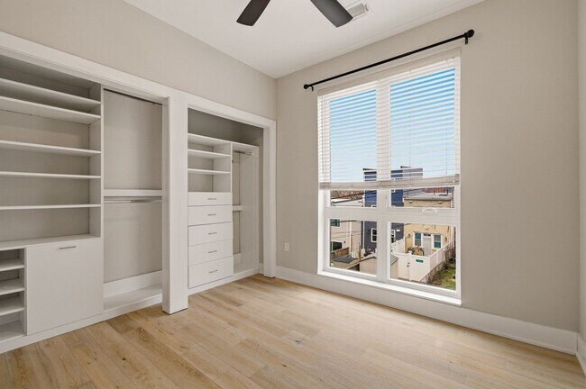 Building Photo - New Construction One Bedroom One Bathroom-Modern Living Off H Street!