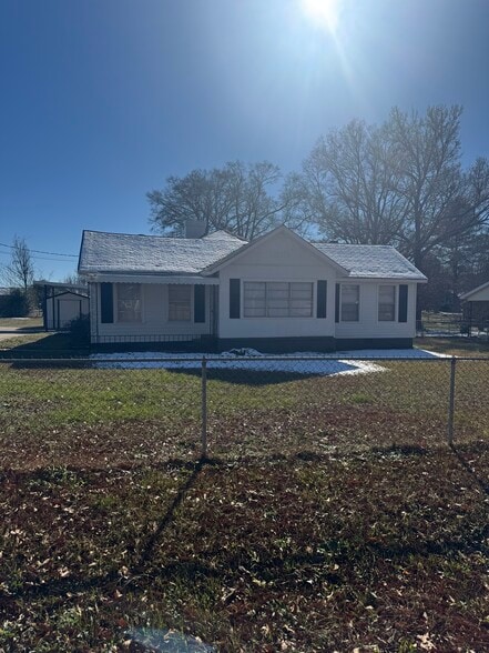 Building Photo - 103 North St