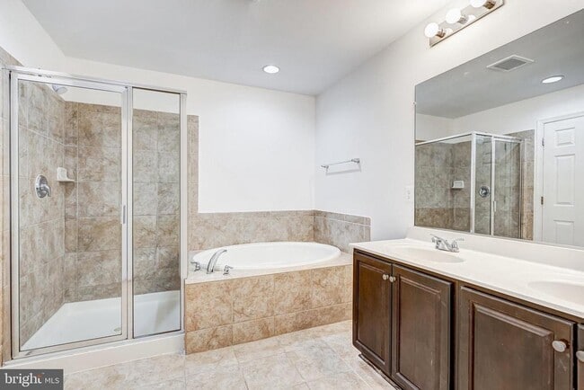 Building Photo - 25550 Casale Terrace