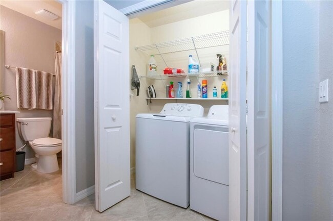 Building Photo - 5548 Palmer Cir