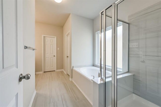 Building Photo - 3346 Etring Ln