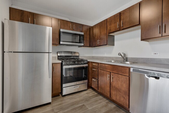 Building Photo - 96 Gant Cir