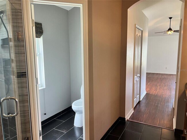 Building Photo - 12835 Standbridge Dr