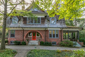 Building Photo - 54 Hodge Rd