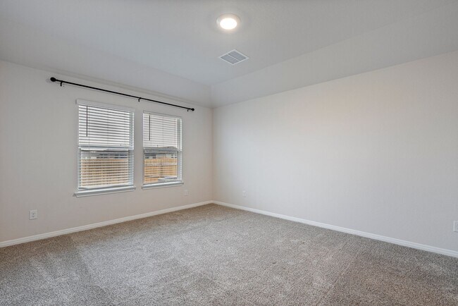 Building Photo - 176 Texas Palmetto Cir
