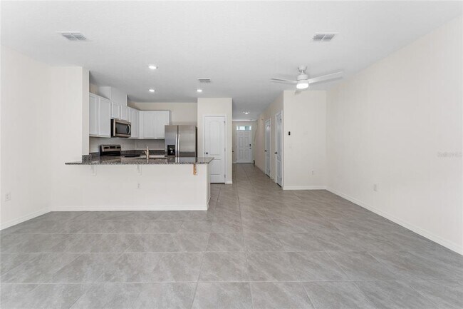 Building Photo - 1508 Lumber Ave