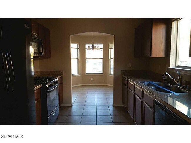 Building Photo - 14552 Spanish Point Dr