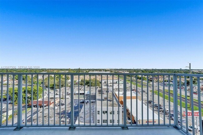 Building Photo - 140 S Dixie Hwy