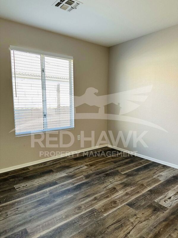 Building Photo - 1798 E Carla Vista Dr
