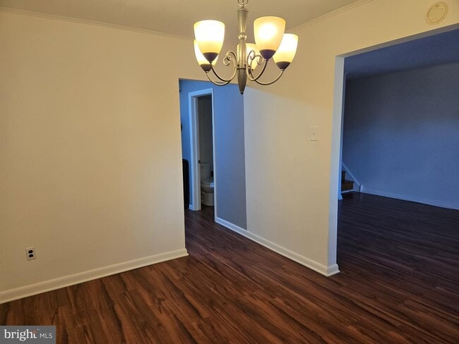 Building Photo - 207 Walnut Hill Rd